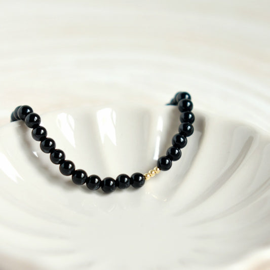 Black Obsidian Gemstone Bracelet - January Eleven 